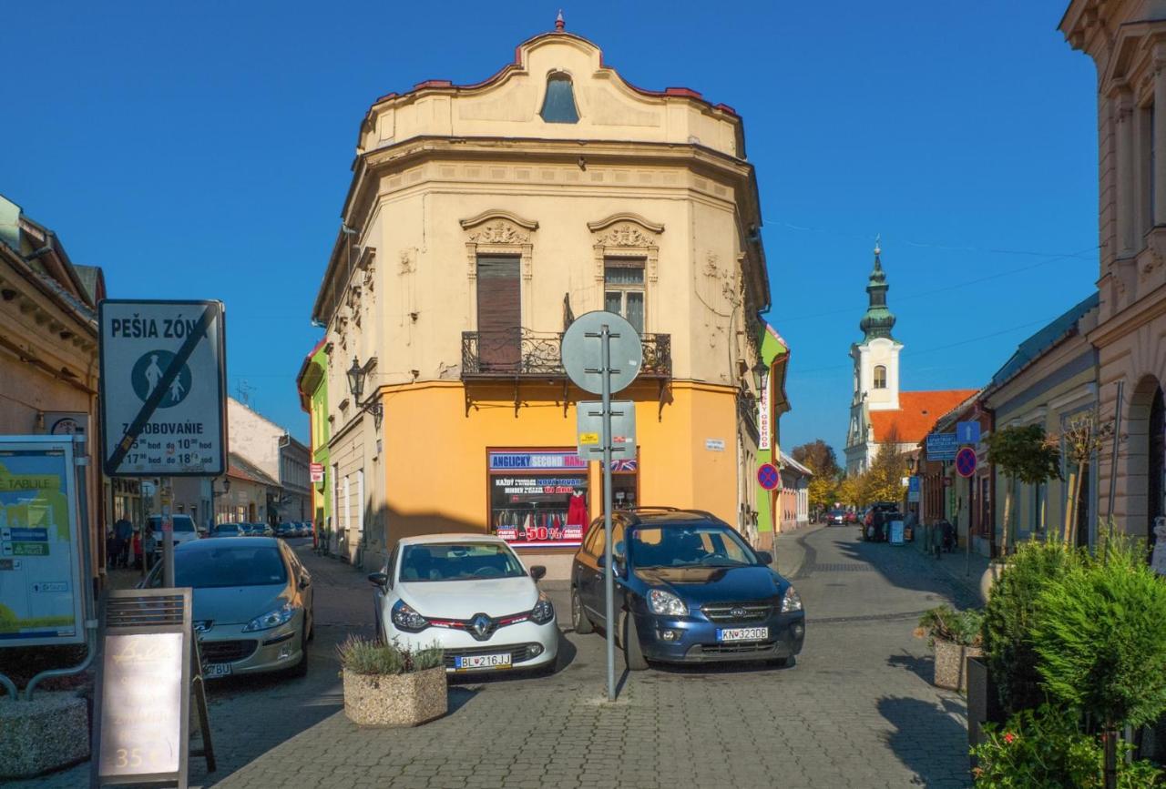 Apartmán Anna Révkomárom Kültér fotó